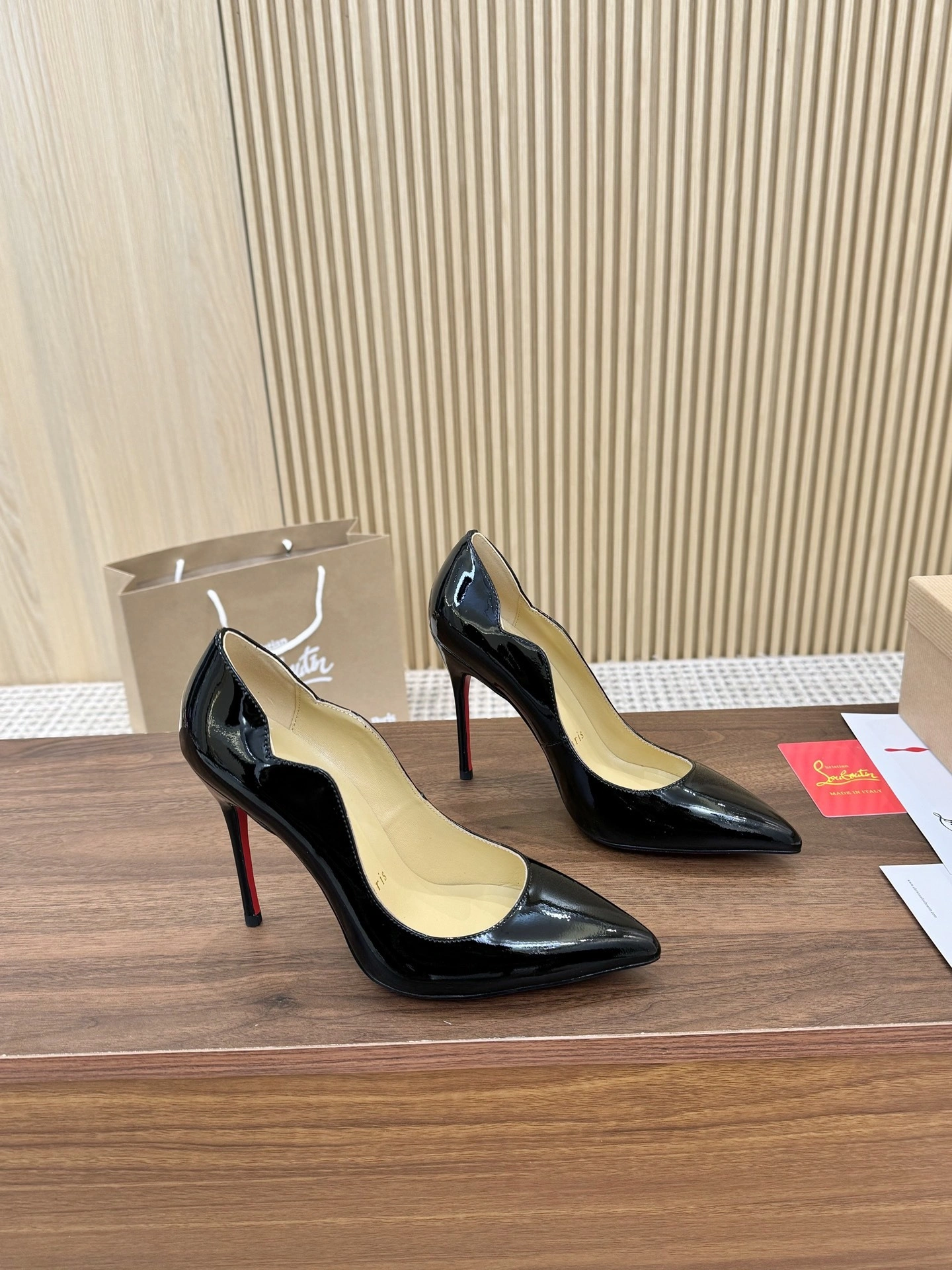 TH--8ou2ou 1190911BK01 cowhide sheepskin Heel height：10.5CM item:ET-X541K2516